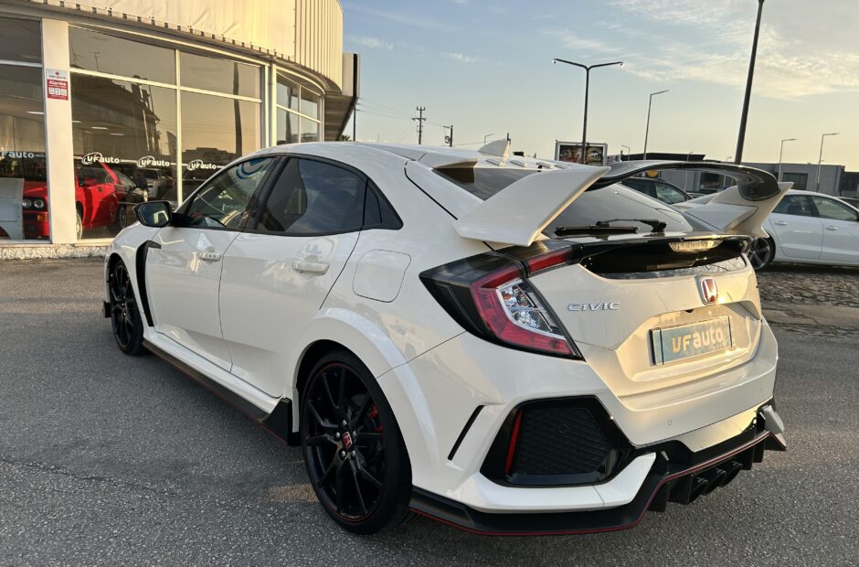 Honda Civic 2.0 i-VTEC Type-R #18 Tiago Monteiro
