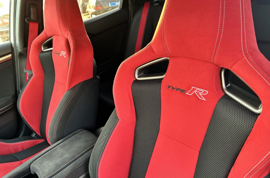 Honda Civic 2.0 i-VTEC Type-R #18 Tiago Monteiro