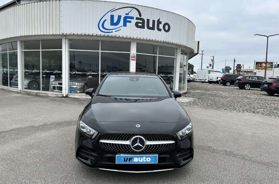 Mercedes-Benz A 250 e AMG Line (IVA DEDUTÍVEL)