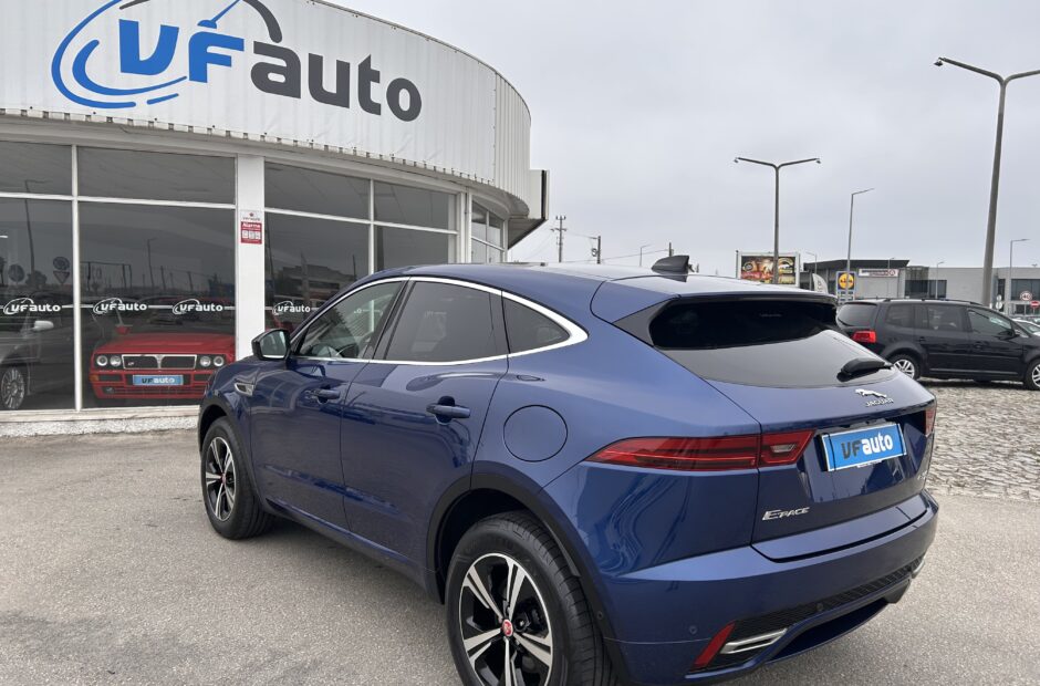 Jaguar E-PACE P300-e Plug-in Hybrid R-Dynamique S AWD