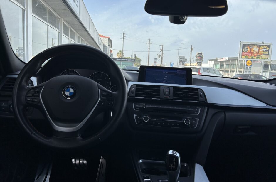 BMW 320 D Touring Sport Pack-m Auto.