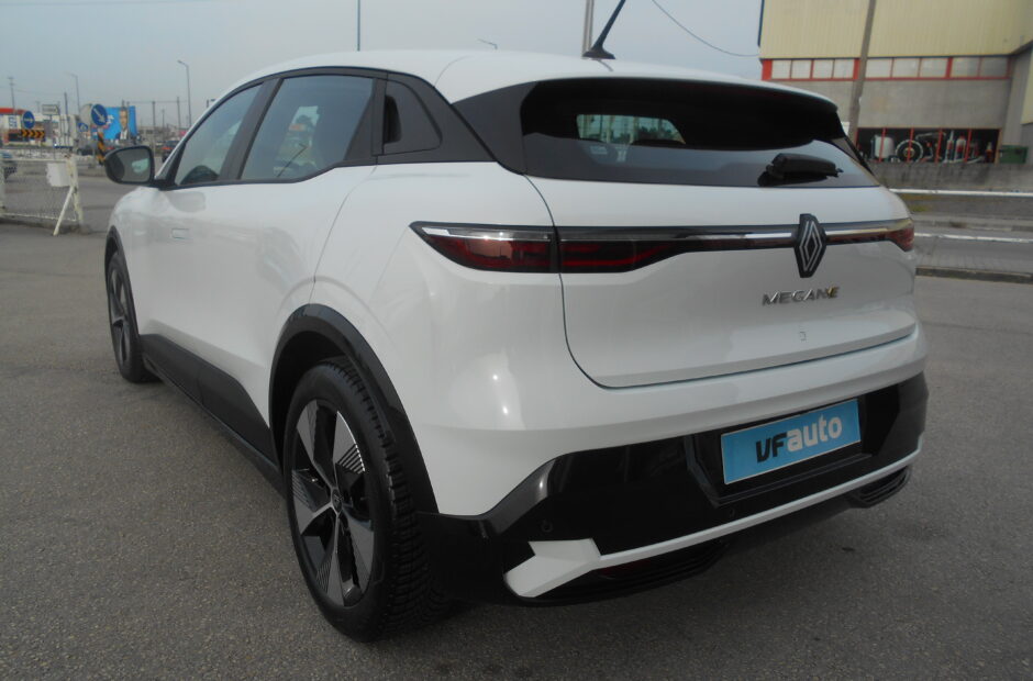 Renault Megane E-Tech EV60 Equilibre (IVA DEDUTÍVEL)