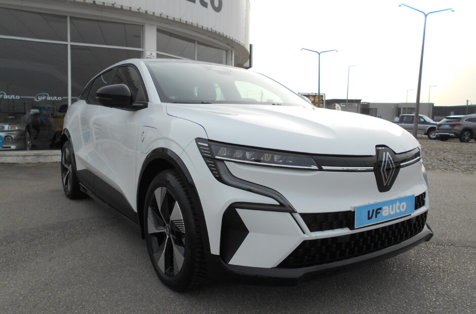 Renault Megane E-Tech EV60 Equilibre (IVA DEDUTÍVEL)
