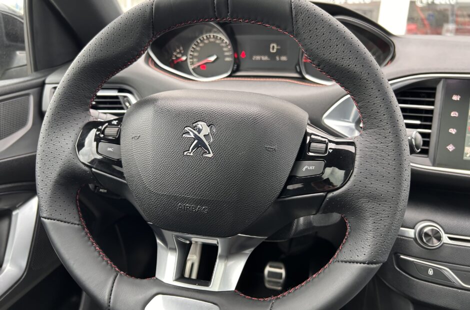 Peugeot 308 SW 1.6 Blue-hdi GT-Line