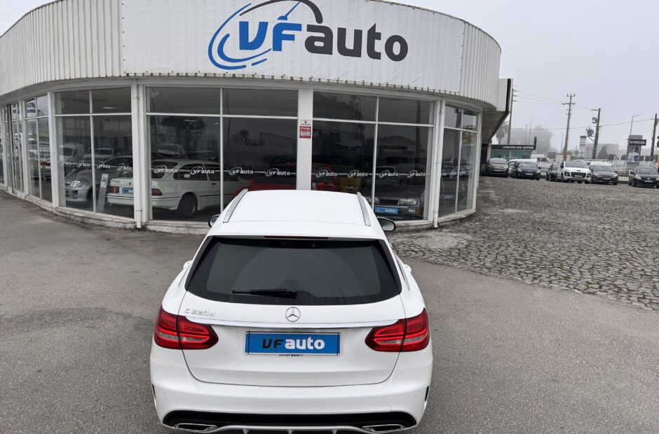 Mercedes-Benz Station Classe C220d  AMG Line Auto.