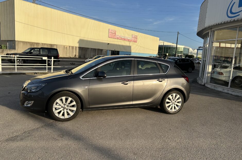 Opel Astra 1.7 CDTI Cosmo
