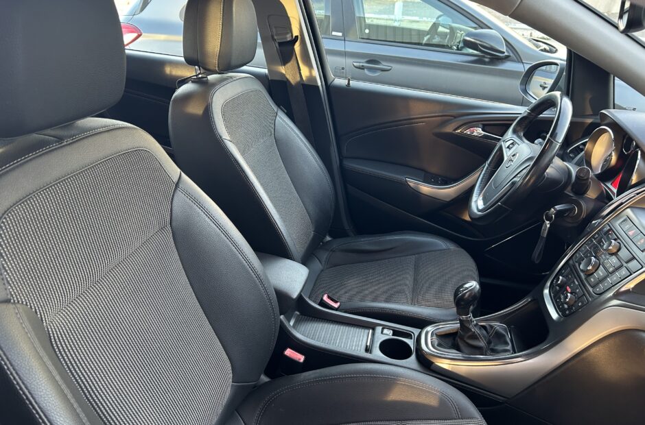 Opel Astra 1.7 CDTI Cosmo