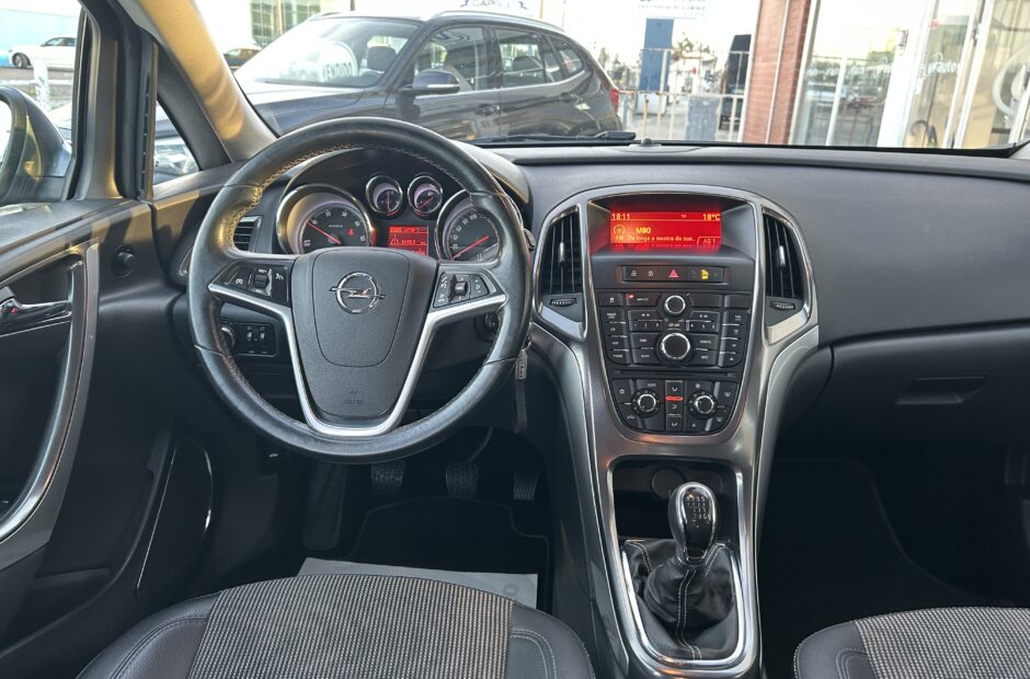 Opel Astra 1.7 CDTI Cosmo