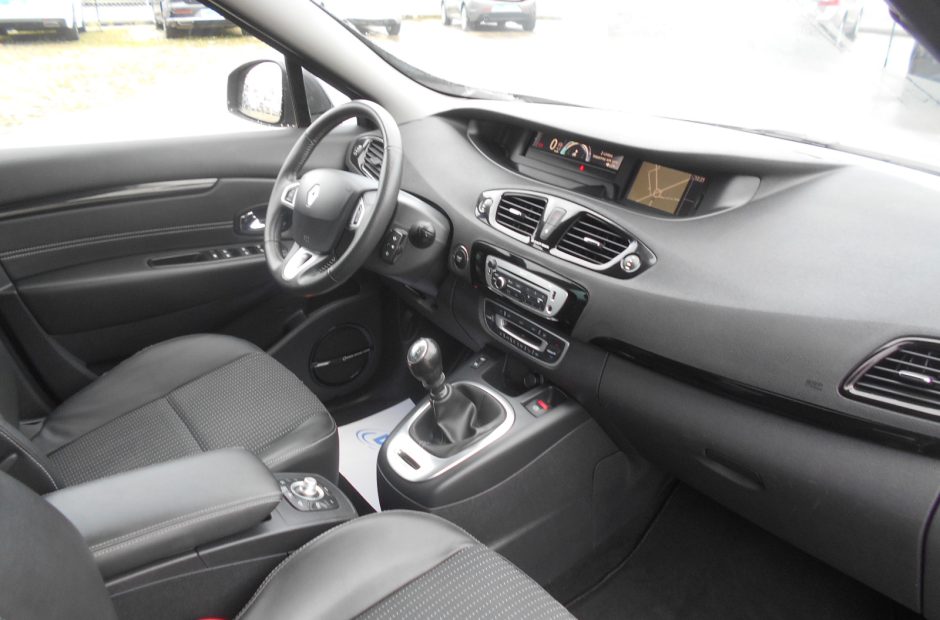 Renault Grand Scenic 1.6 DCI Bose Edition (7 Lug)