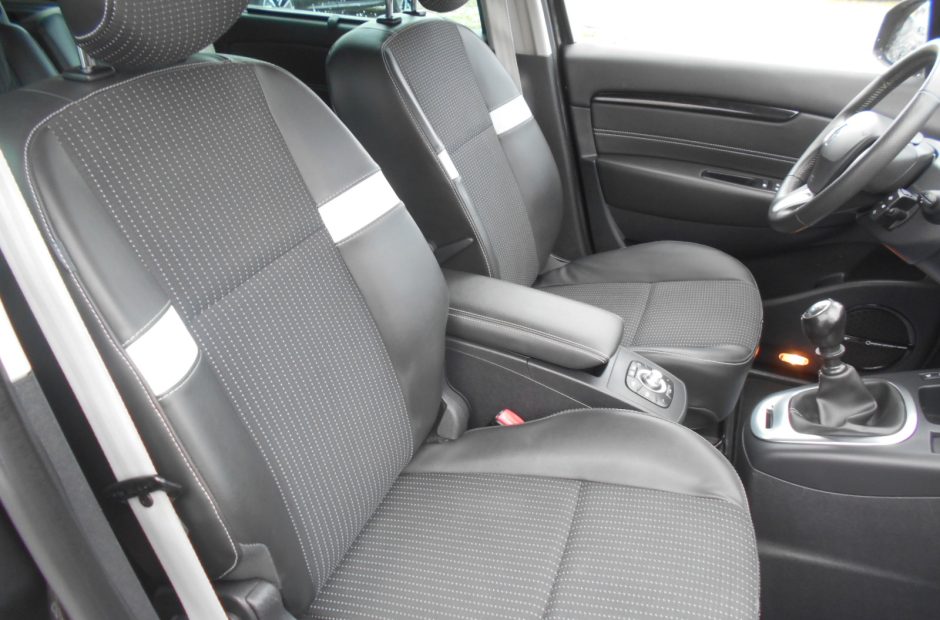 Renault Grand Scenic 1.6 DCI Bose Edition (7 Lug)