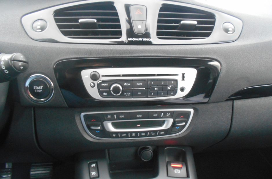 Renault Grand Scenic 1.6 DCI Bose Edition (7 Lug)